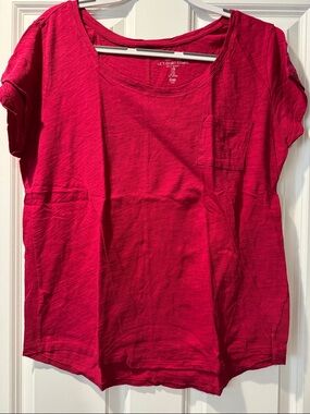 GAP Women’s Easy Tee Short Sleeve Pocket Tee
